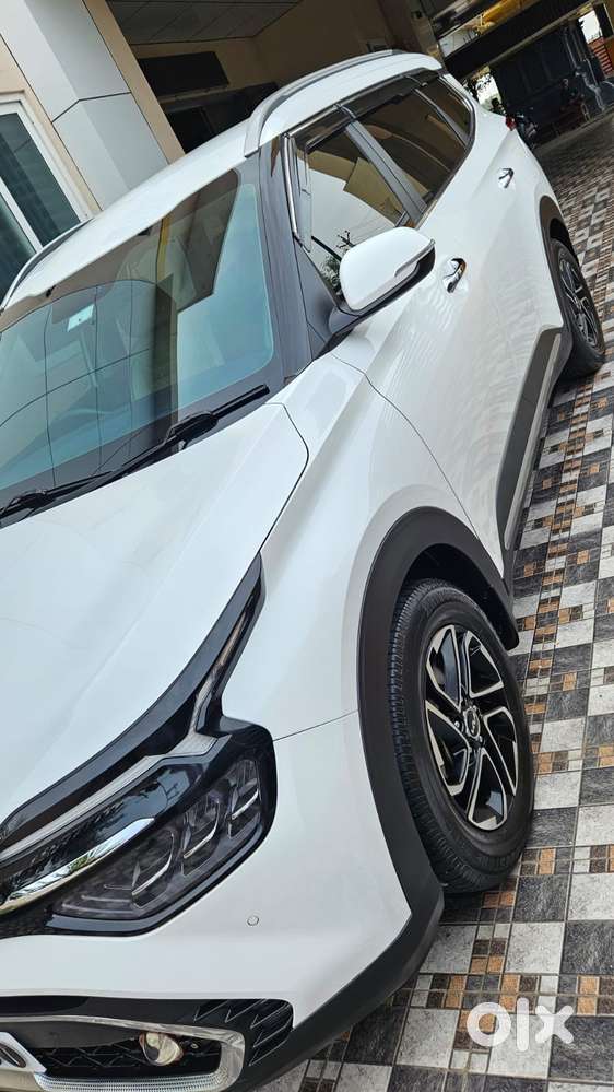 Kia Carens 1.5 Luxury Plus Diesel At 7 Str, 2024, Diesel