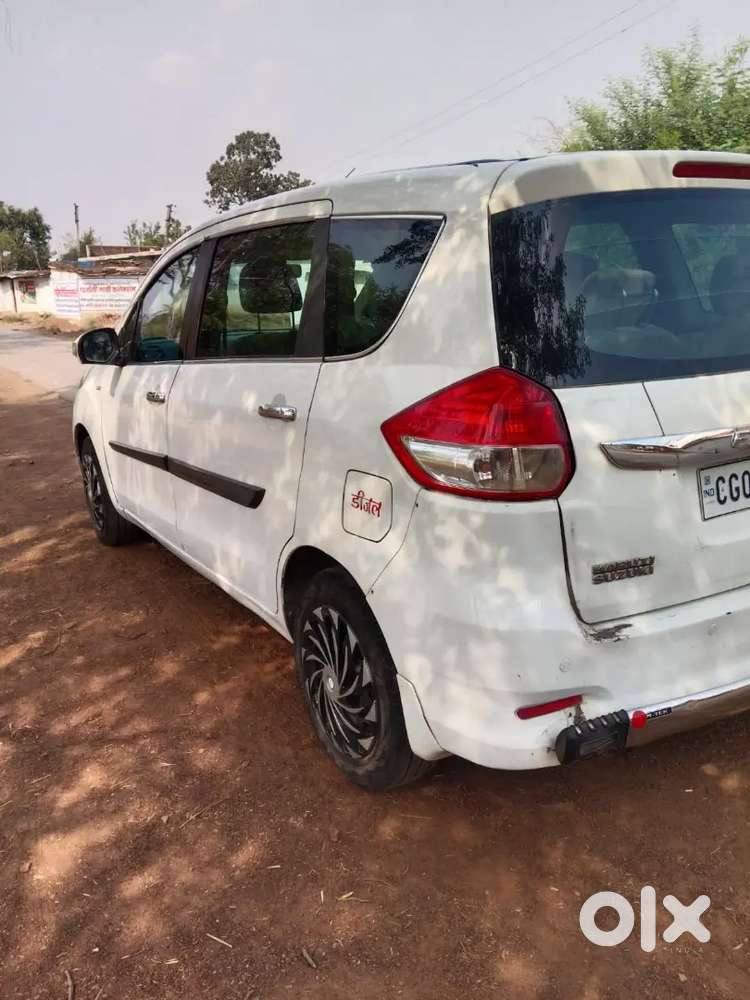 Maruti Suzuki Ertiga 2015 Diesel 96000 Km Driven