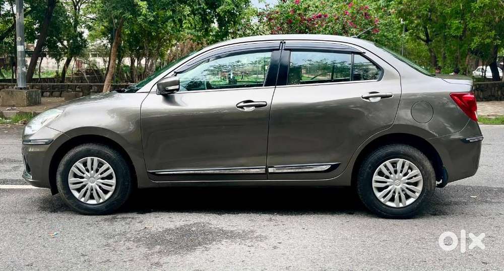 Maruti Suzuki Dzire 1.2 Vxi, 2021, Petrol