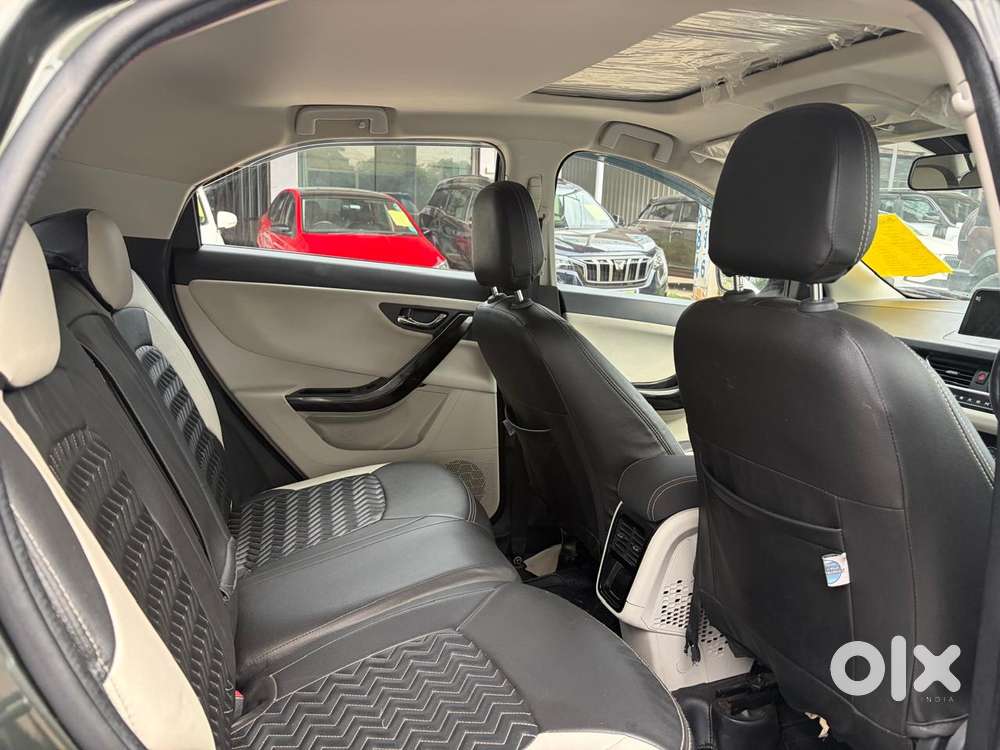 Tata Nexon Xz Plus (hs), 2023, Petrol