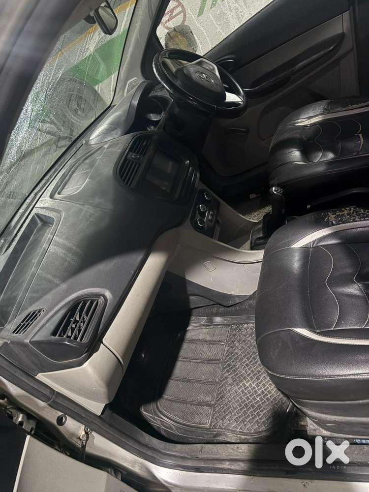 Tata Tiago 2018 Petrol Manual