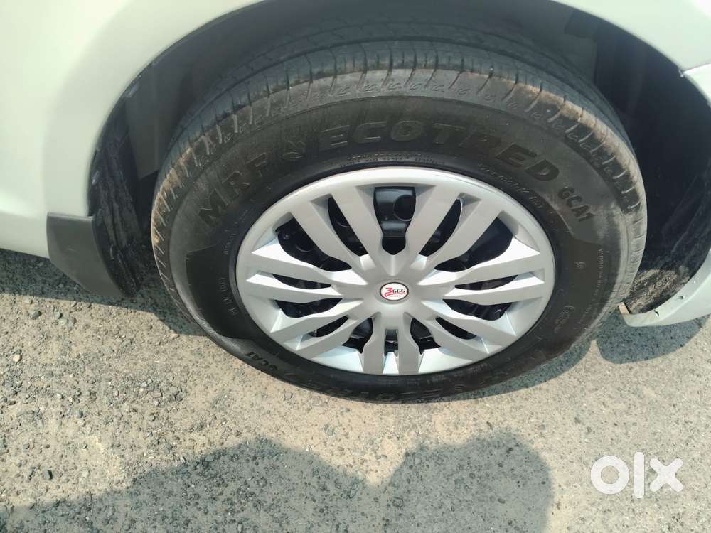 Maruti Suzuki Swift Vxi 1.2 Abs Bs-iv, 2017, Petrol