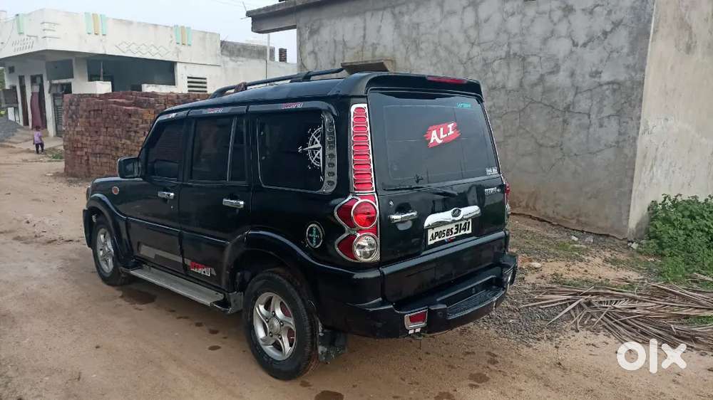 Mahindra Scorpio 2010