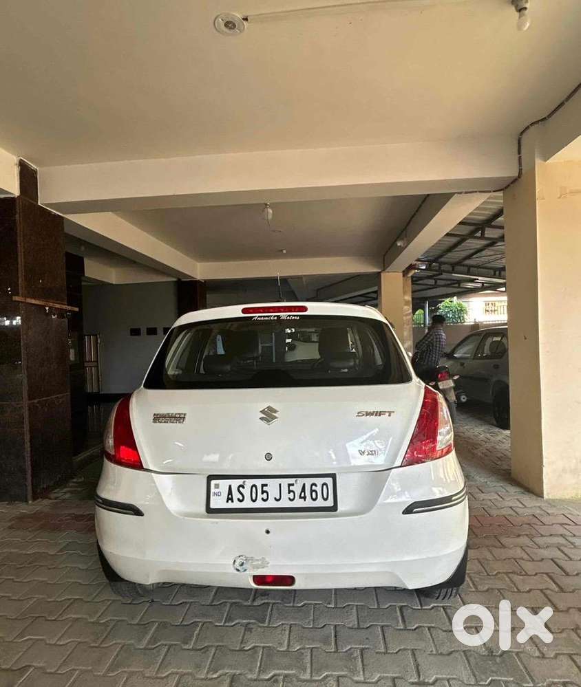 Maruti Suzuki Swift 2017 Petrol Well Maintained