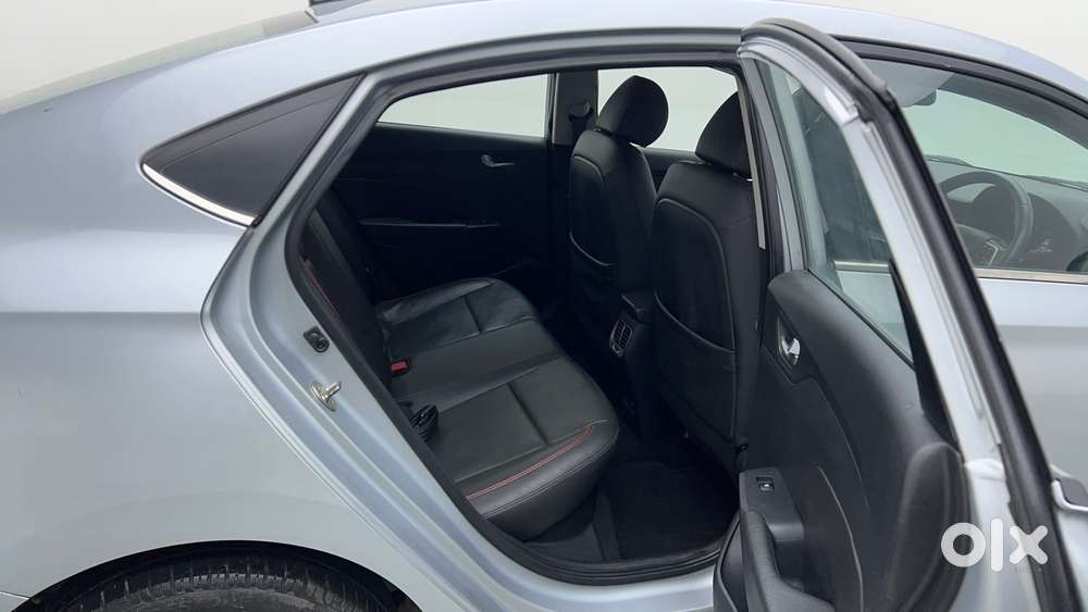 Hyundai Verna 1.0 Sx (o) Turbo Gdi Dct, 2022, Petrol