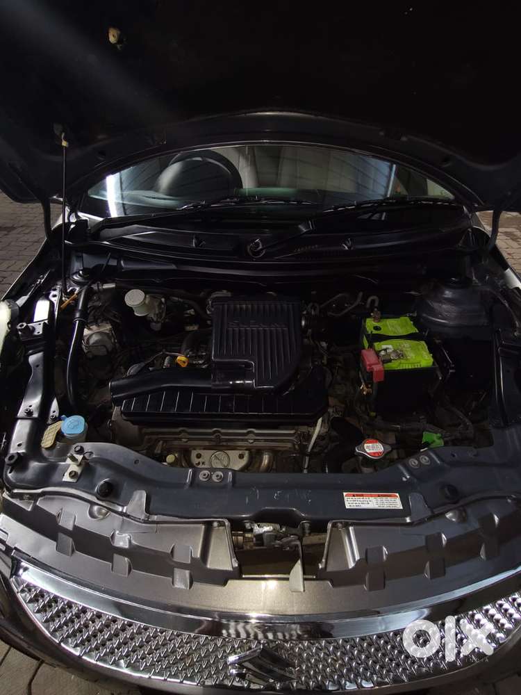 Maruti Suzuki Swift Dzire 1.2 Zxi Bsiv, 2013, Petrol