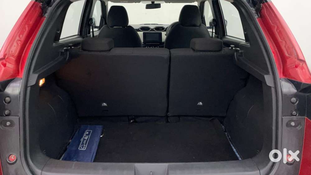 Nissan Magnite 1.0 Xv, 2023, Petrol