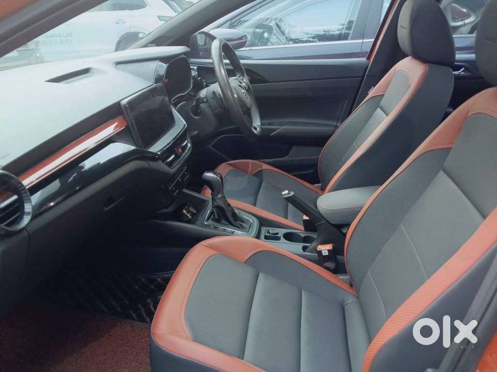 Skoda Slavia Style 1.0l Tsi At, 2024, Petrol