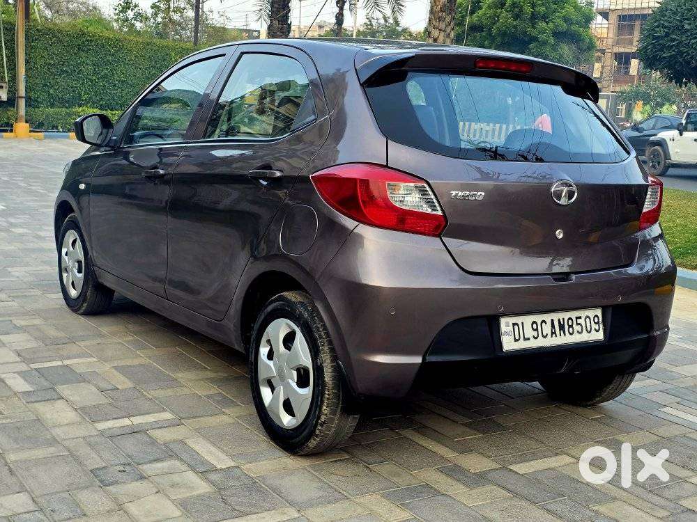 Tata Tiago 1.2 Revotron Xt (o), 2017, Petrol