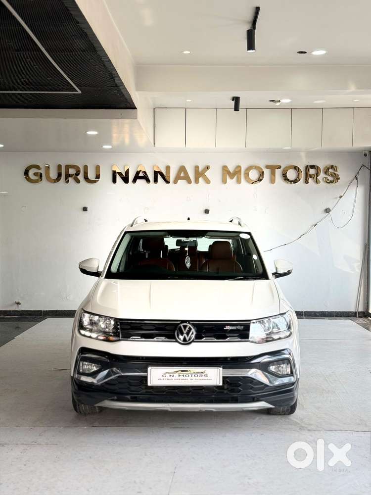 Volkswagen Taigun 1.0 Tsi Highline At, 2022, Petrol