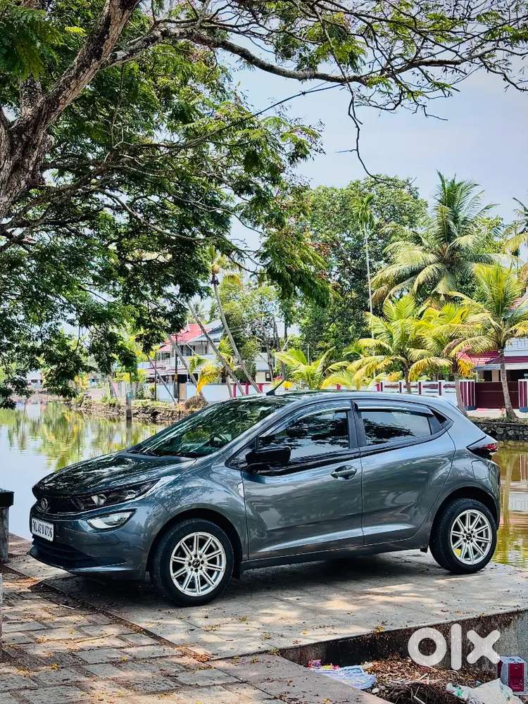 Tata Altroz Petrol Well Maintained