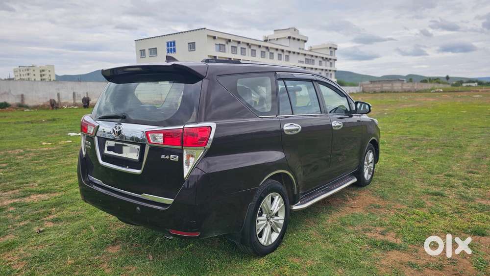 Toyota Innova Crysta 2.4 Zx Mt, 2016, Diesel