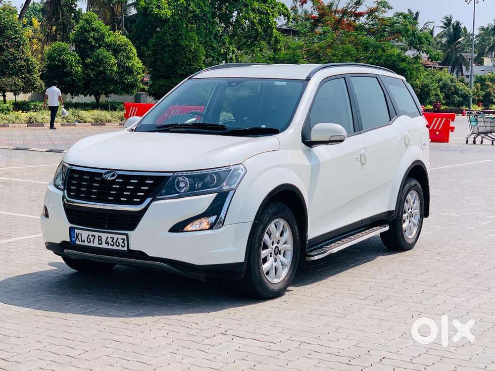 Mahindra Xuv500 G At, 2018, Petrol