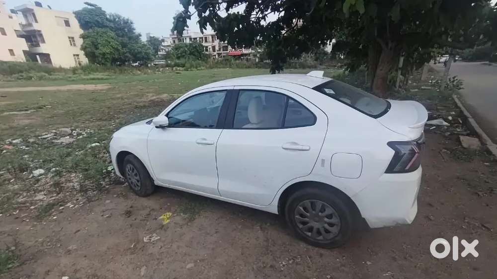 Maruti Dzire 1.2 Vxi 2025