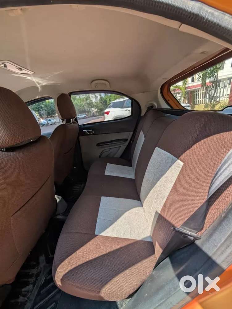 Tata Tiago Xz, 2016, Petrol