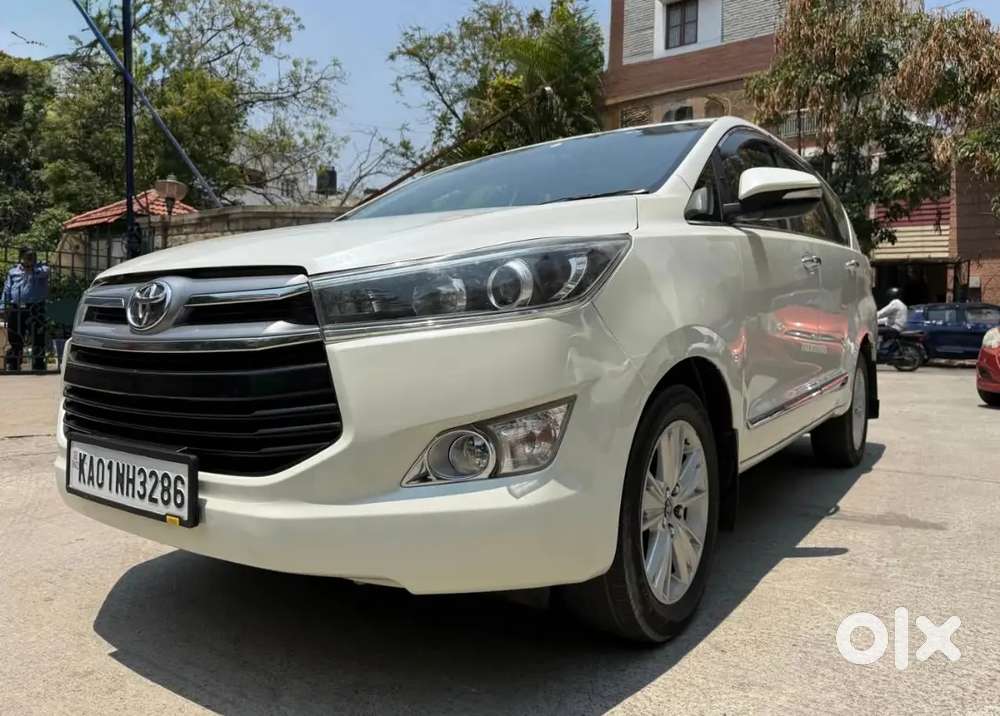 Innova Crysta 2.4 V Loaded Vehicle