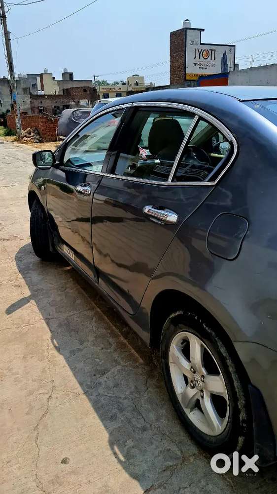 Honda City 1.5 V Petrol 2010