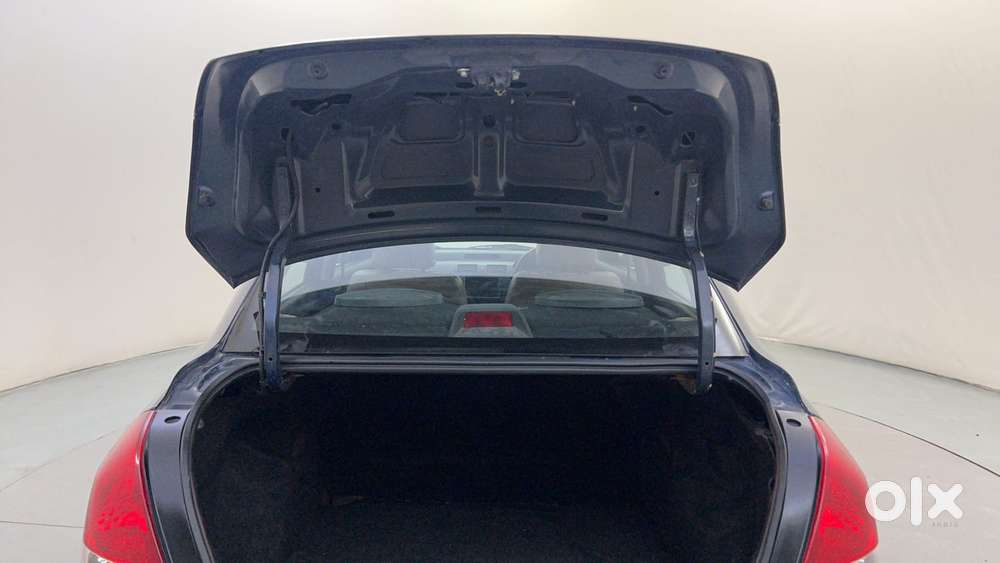 Maruti Suzuki Swift Dzire 1.2 Lxi Bsiv, 2012, Petrol