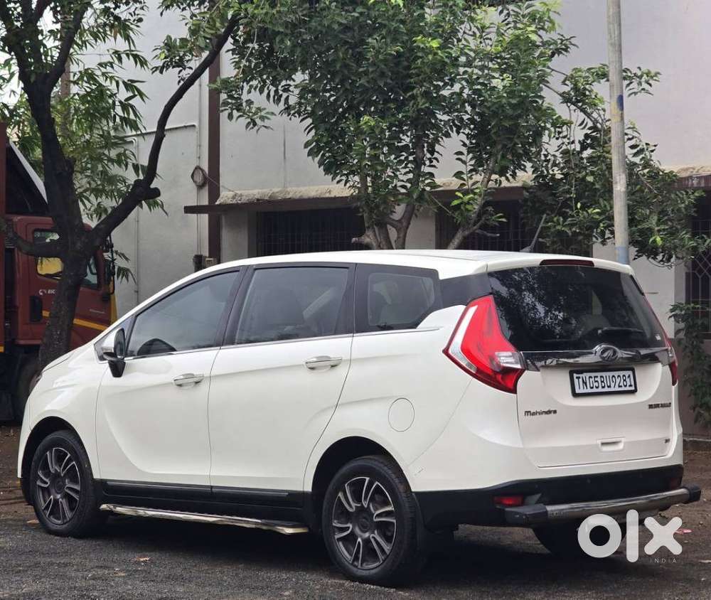 Mahindra Marazzo M8, 2019, Diesel