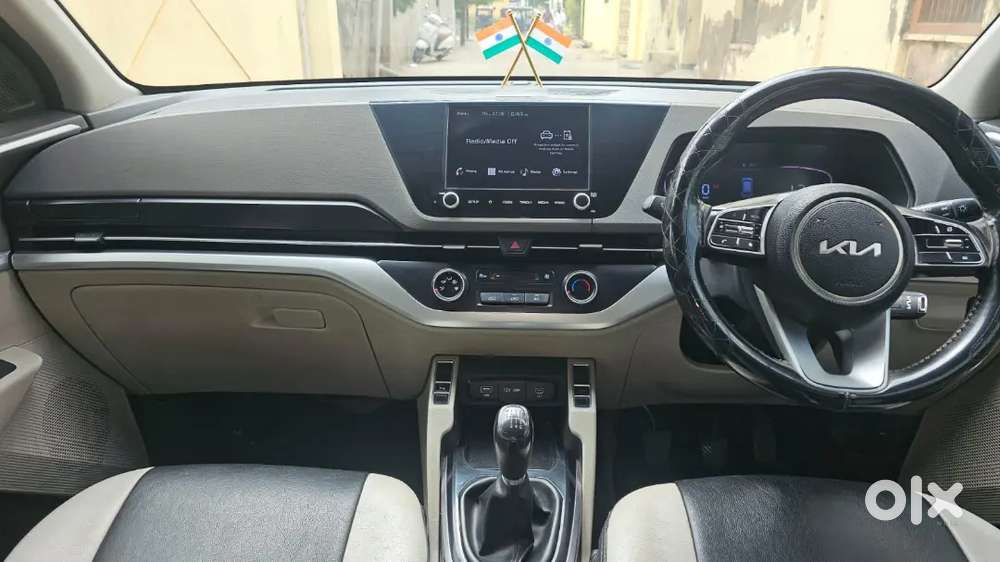 Kia Carens 2022 1st Owner