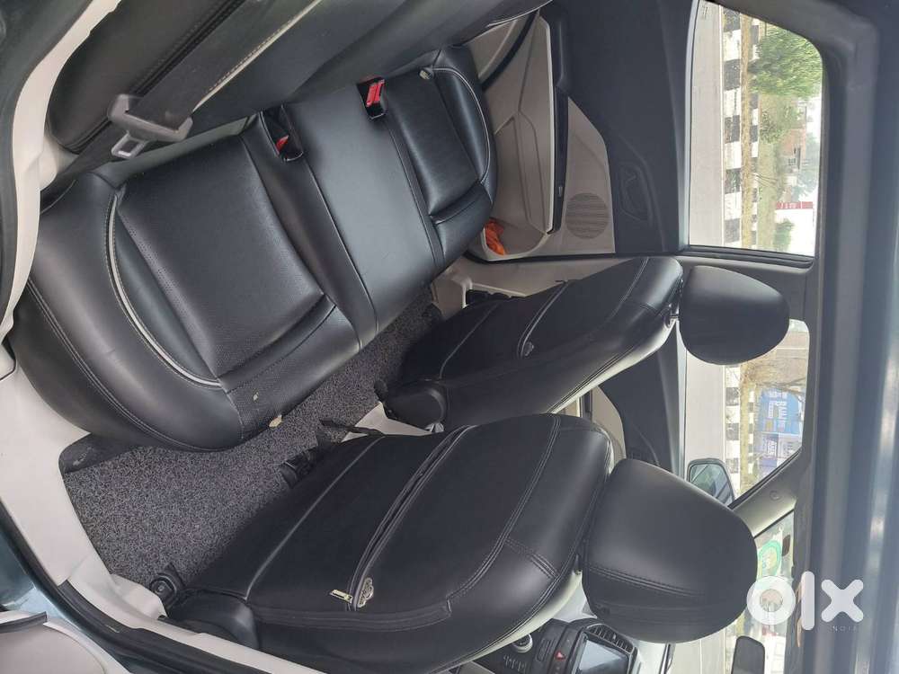 Mahindra Xuv300 2021 Car