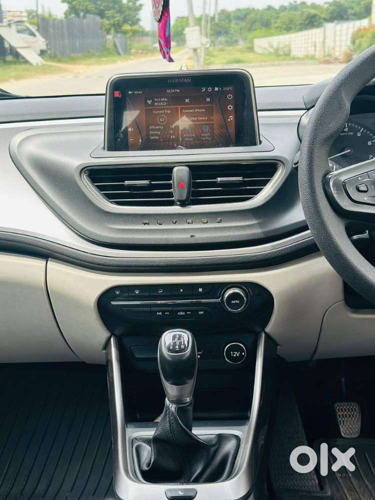 Tata Altroz Xz, 2021, Petrol