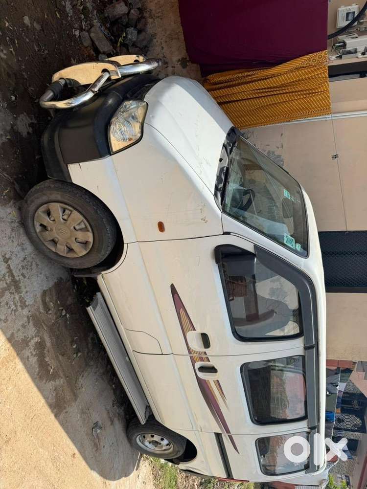 Maruti Suzuki Eeco 2013 Cng & Hybrids Well Maintained