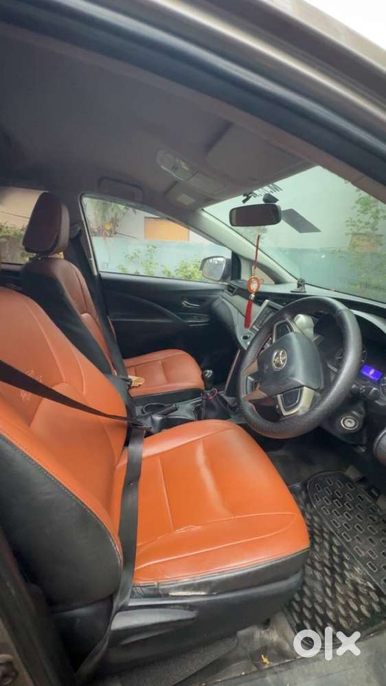 Toyota Innova Crysta 2016