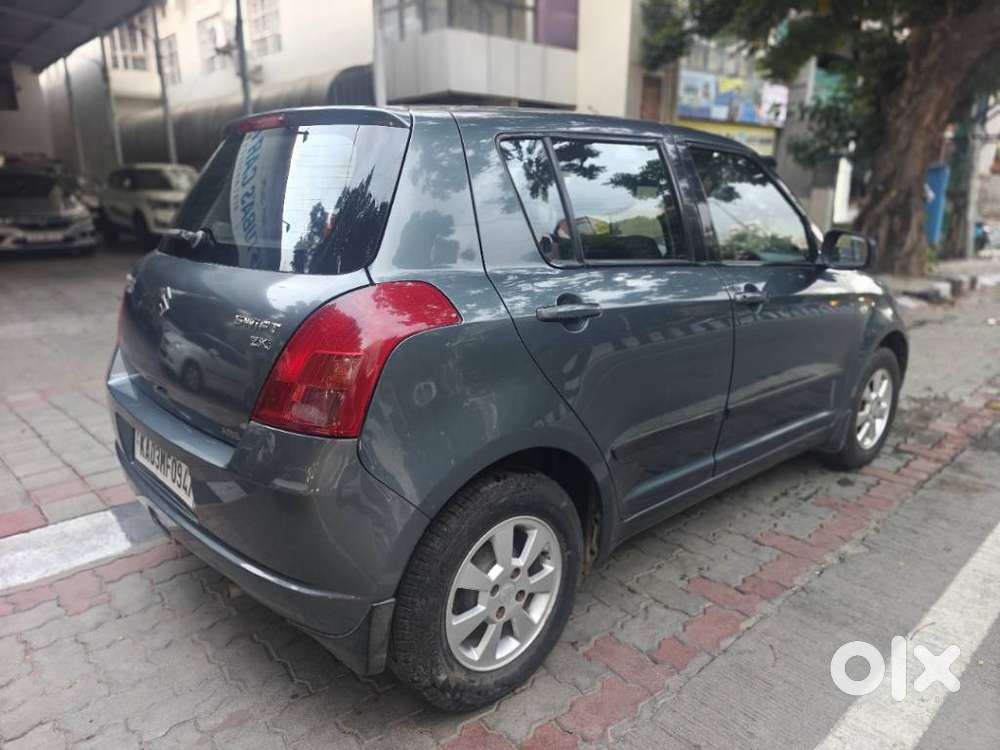 Maruti Suzuki Swift 1.3 Zxi, 2006, Petrol