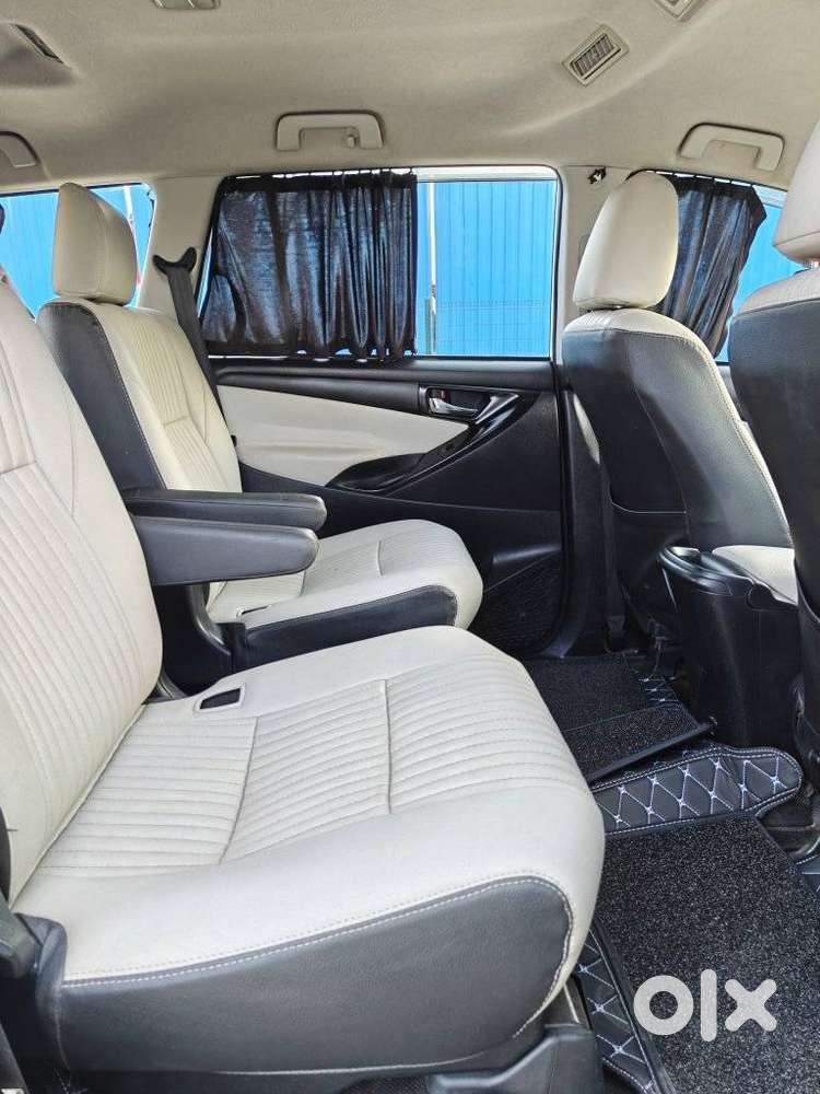 Toyota Innova Crysta 2.8 Gx At, 2017, Diesel