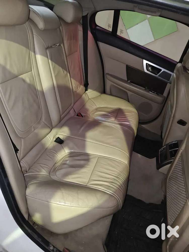 Jaguar Xf 2013 Diesel 55000 Km Driven