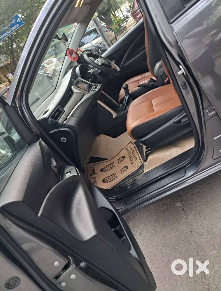 Toyota Innova Crysta 2.4 G Mt, 2019, Diesel