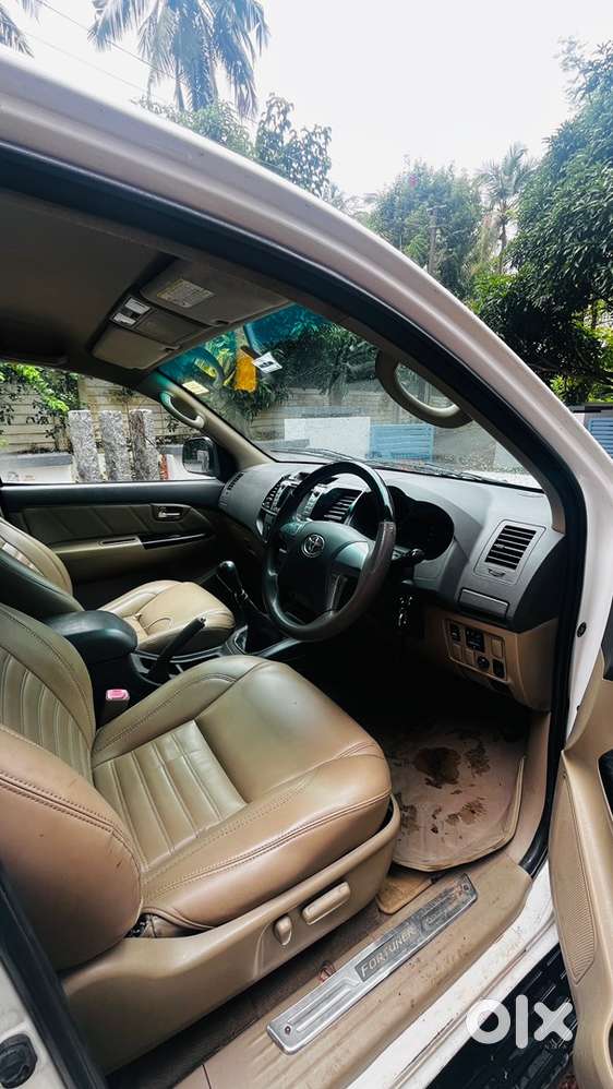 Toyota Fortuner Diesel 2012
