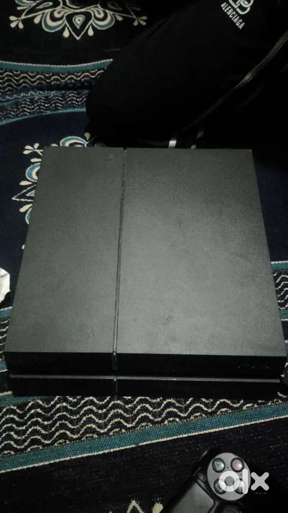 PS4 fat 1tb with. 15 plus games