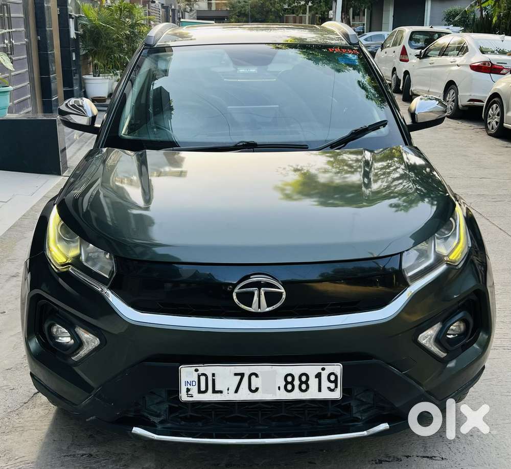 Tata Nexon 1.2 Revotron Xma Amt (s), 2022, Petrol