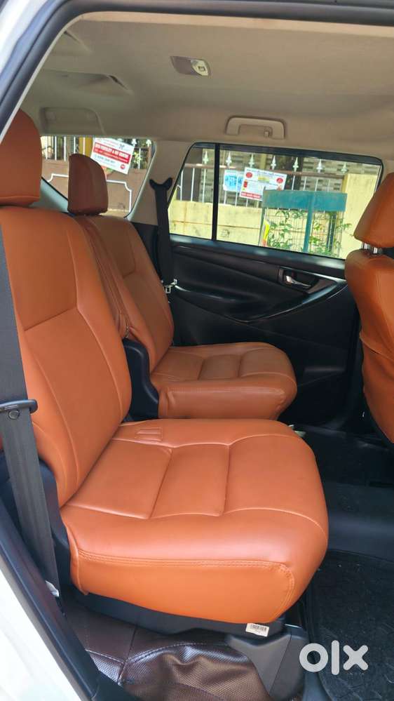 Toyota Innova Crysta 2.4 G Plus Mt 7 Str, 2023, Diesel