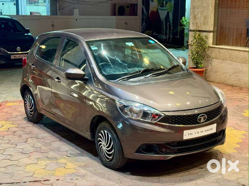 Tata Tiago Xe, 2018, Petrol