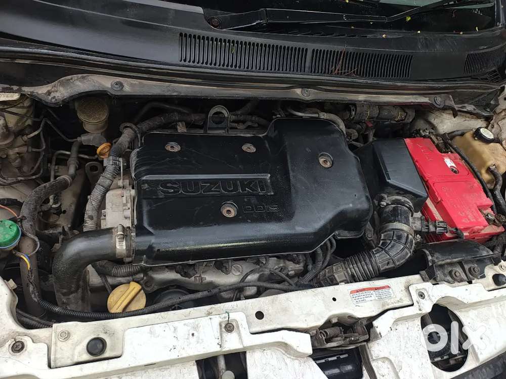 Gadi Condition Mint New Battery And Car In Insurance Price Negotiable