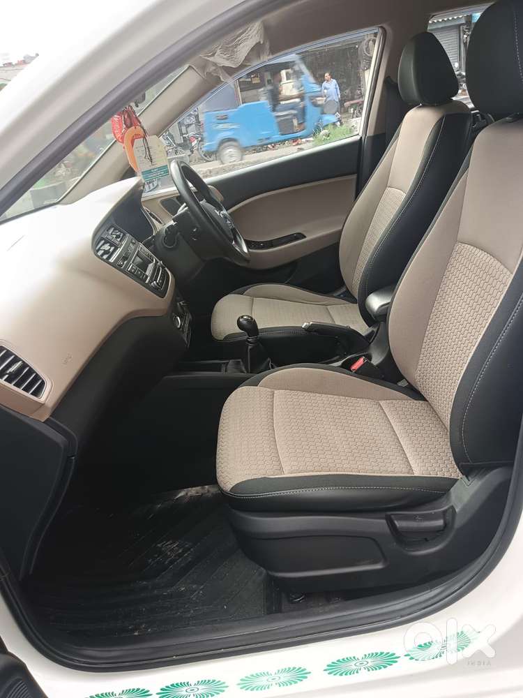 Hyundai I20 Sportz 1.2 Bs-iv, 2017, Petrol