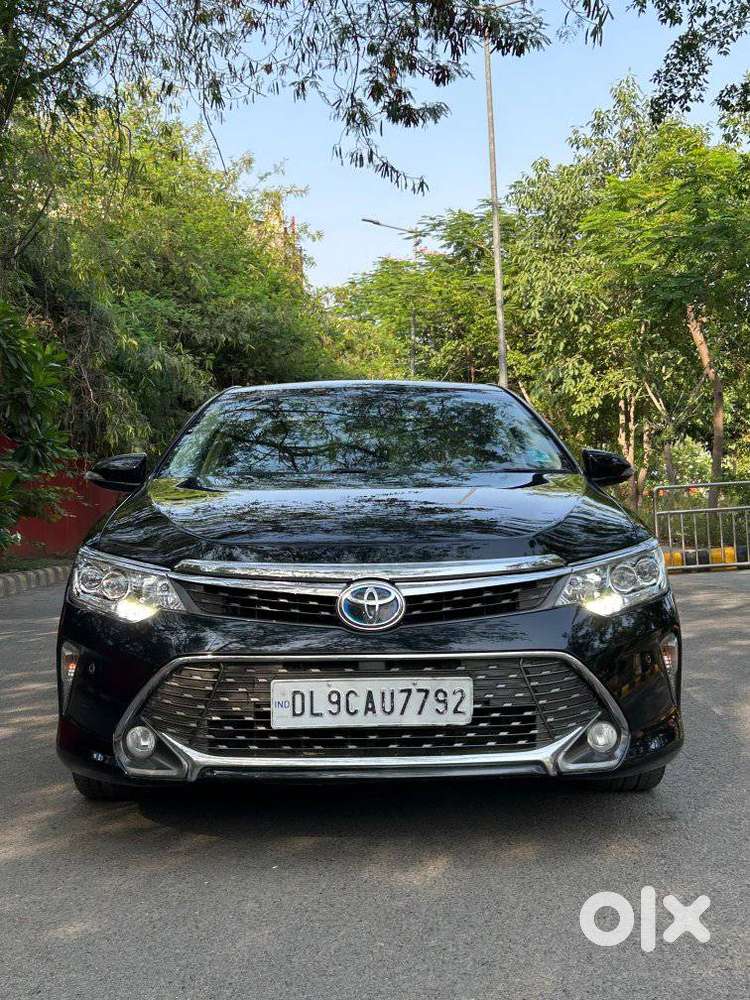 Toyota Camry Hybrid 2.5, 2016