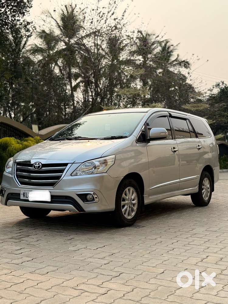 Toyota Innova 2013 Last V Diesel Good Condition