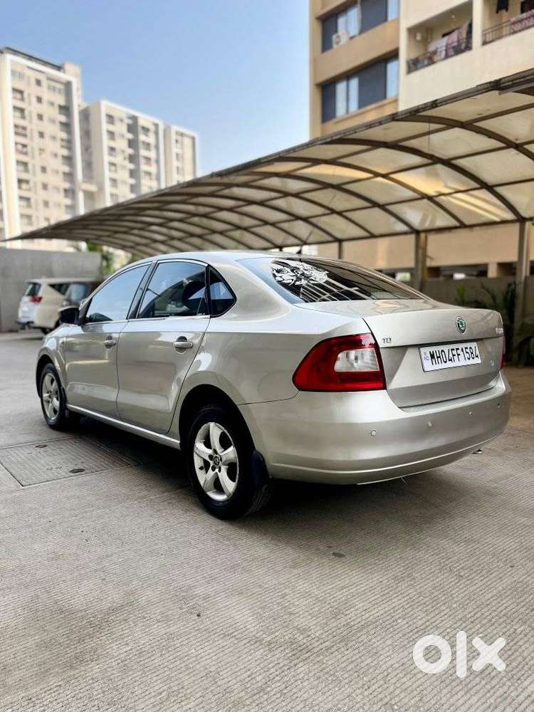Skoda Rapid Elegance 1.6 Tdi Cr Manual, 2012, Diesel