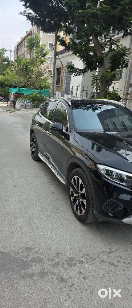 Mercedes-benz Glc 2025 Petrol 22300 Km Driven