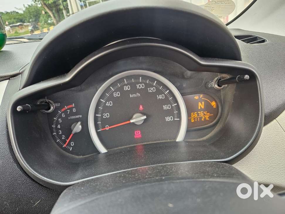 Maruti Suzuki Celerio Zxi Amt, 2017, Petrol