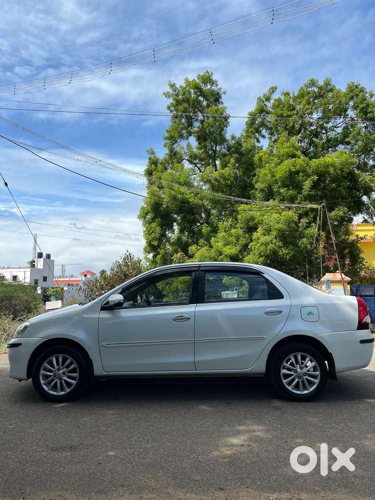 Toyota Etios Vx, 2015, Petrol