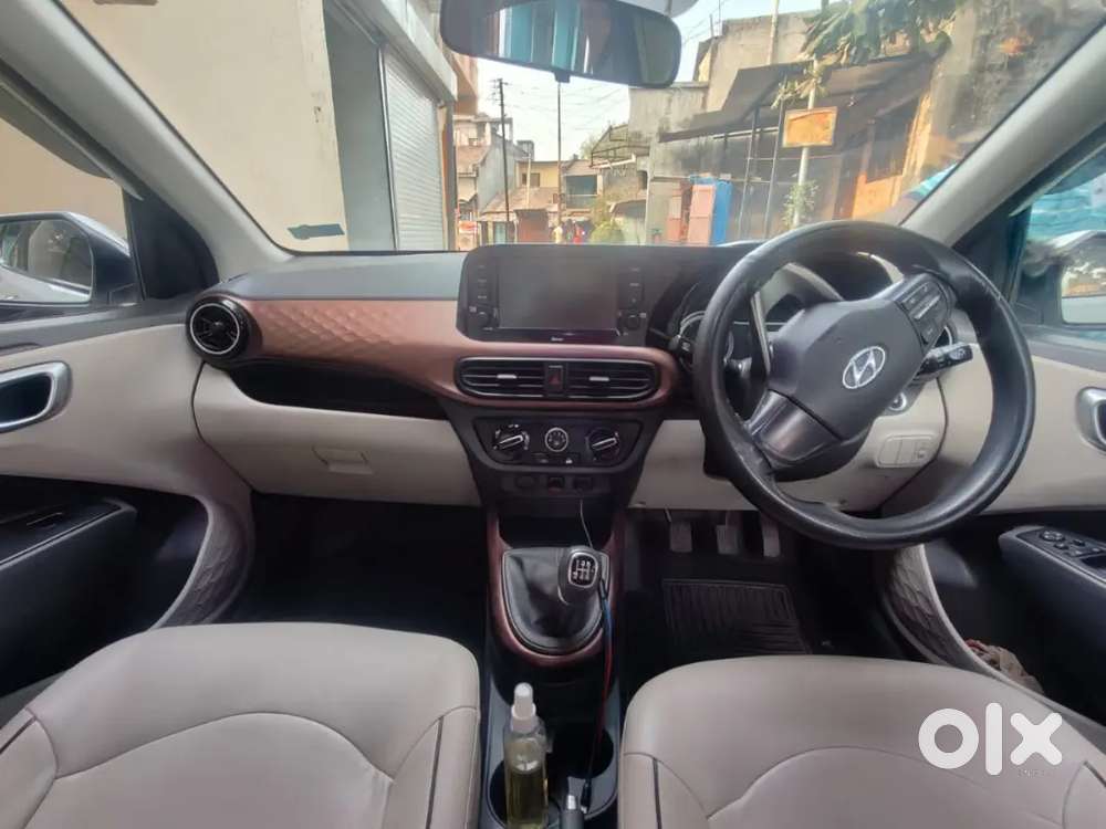 Hyundai Aura 2022 Petrol 650000 Km Driven