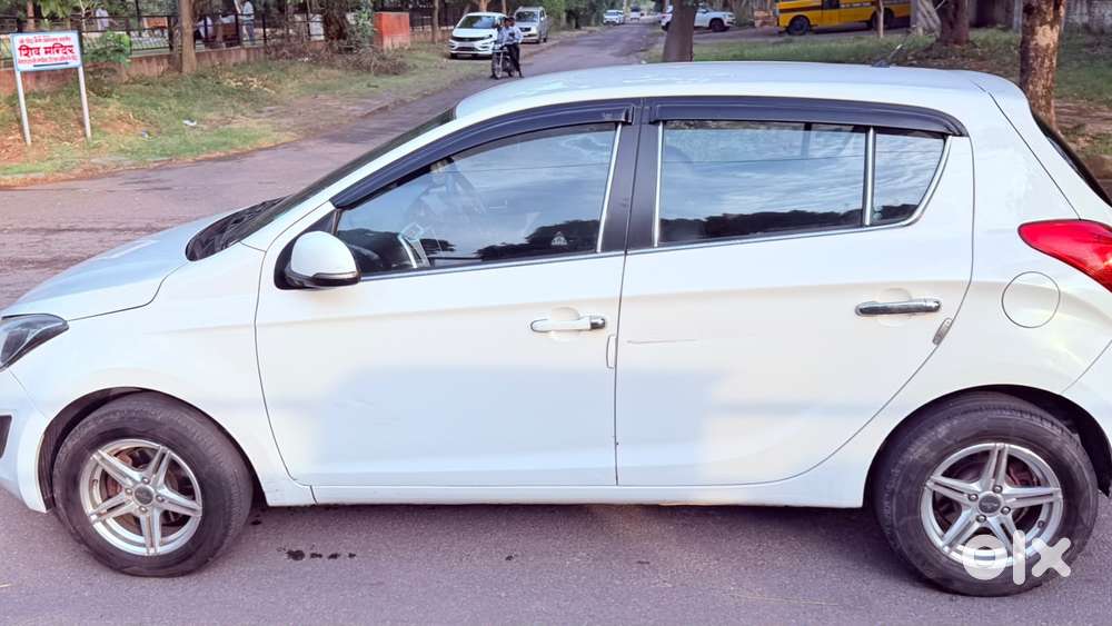 Hyundai I20 Sportz 1.2 Bs-iv, 2013, Diesel