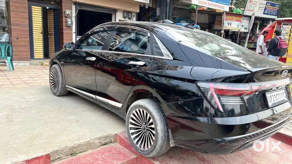 Black Colour Top Model Verna Facelift
