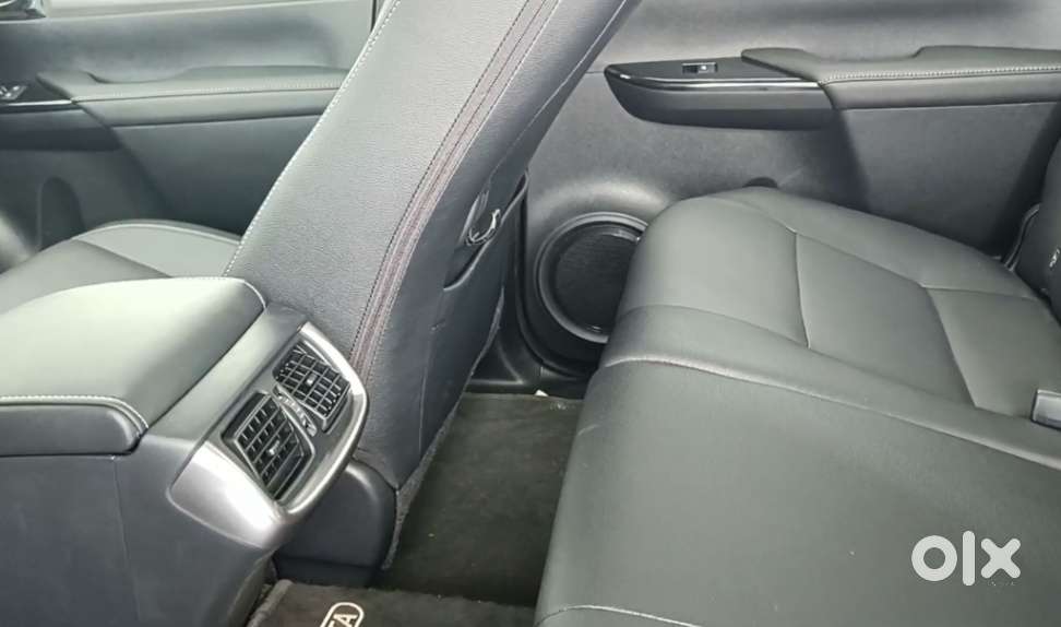 Toyota Hilux High Diesel Turbo Automatic, 2025, Diesel