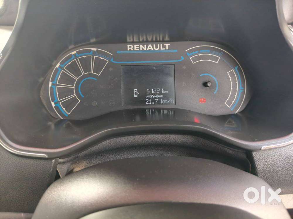 Renault Triber Rxz, 2020, Petrol